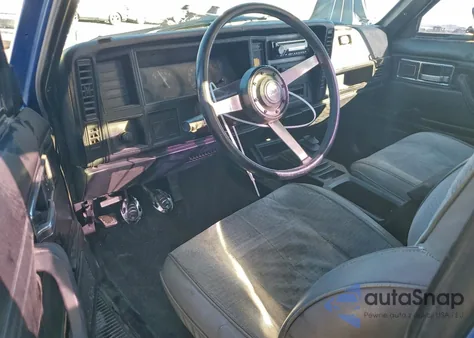 1987 Jeep Comanche Pioneer из США, поврежденный, VIN 1JTMW64P5HT156540